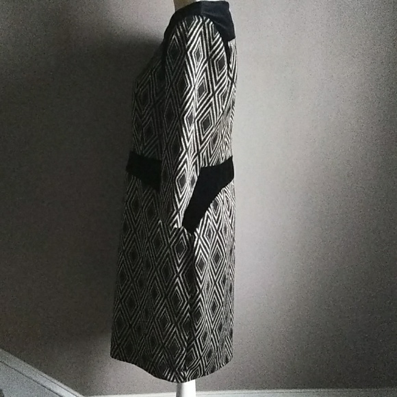 The Limited Black/Gold Dress - Picture 3 of 5